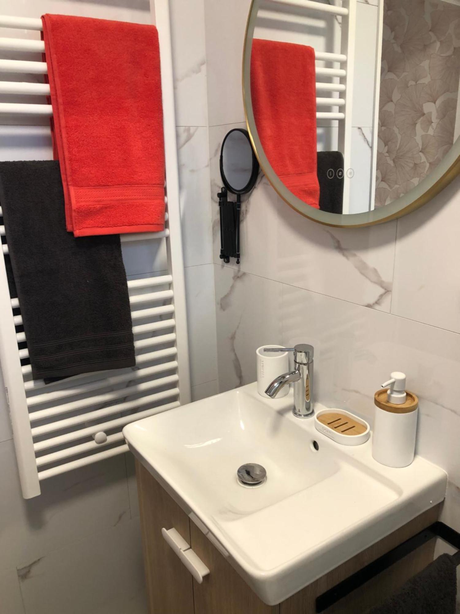 Appartement Chaleureux -Paris-Cdg-Rer B-Parc Des Expos De Villepinte-Disneyland-Asterix-Stade De France- Vaujours 外观 照片